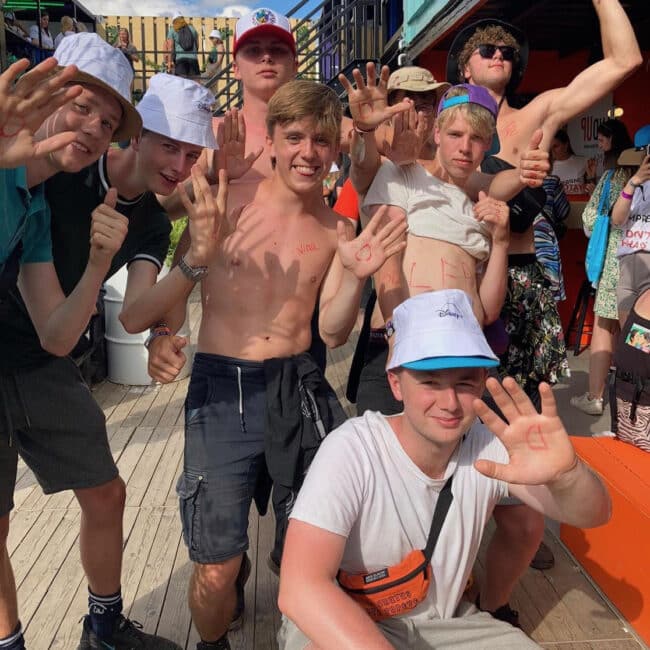 Touche Pas À Ma Pote %tpamp %Touche Pas À Ma Pote